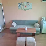 Πανσιόν семейна къща 