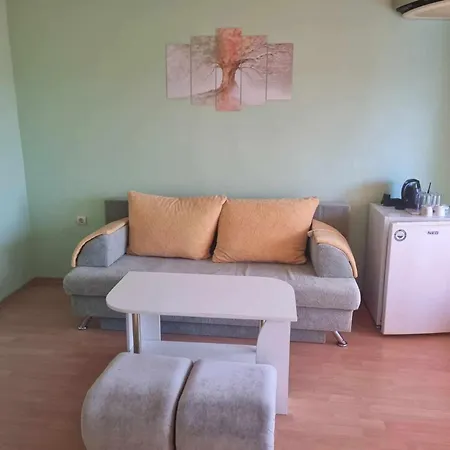 بيت ضيافة семейна къща 