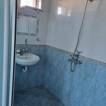 بيت ضيافة семейна къща 