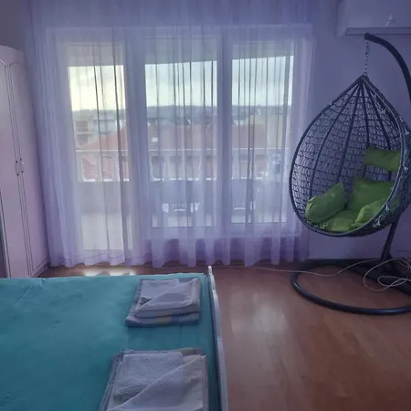 Maison d'hôtes семейна къща 