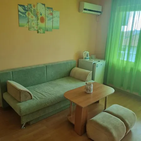 Гостевой дом семейна къща 